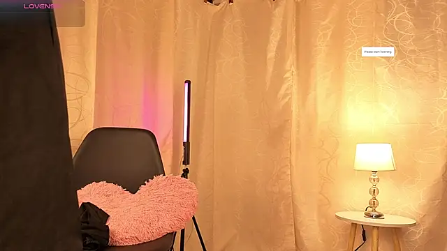 Snapshot of sophia_dumont chatting on October 2025 12:16:02 AM sophia dumont online show from October 2025 12:16:02 AM