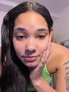 Snapshot of tastylolaaa chatting on October 2025 10:03:02 AM tastylolaaa online show from October 2025 10:03:02 AM