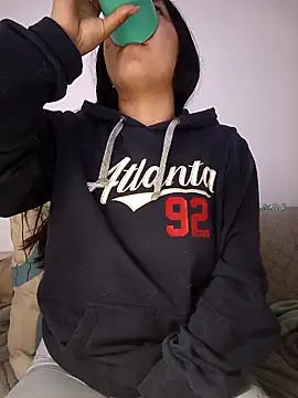 Snapshot of CuteHarper chatting on October 2025 02:25:02 AM CuteHarper online show from October 2025 02:25:02 AM