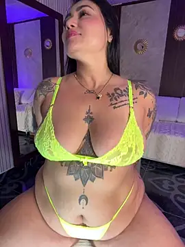Madissonlove 1 online show from May 2026 12:06:02 AM