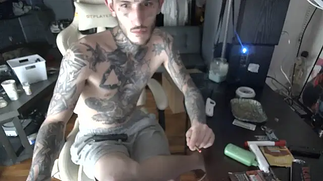 Snapshot of BadJewfucks chatting on April 2026 05:22:01 AM BadJewfucks online show from April 2026 05:22:01 AM