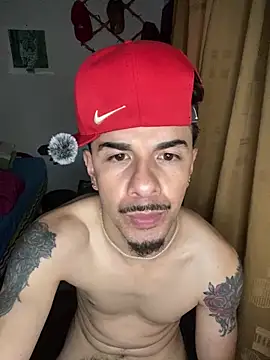 Snapshot of venusfranco_94 chatting on December 2025 12:10:01 PM venusfranco 94 online show from December 2025 12:10:01 PM