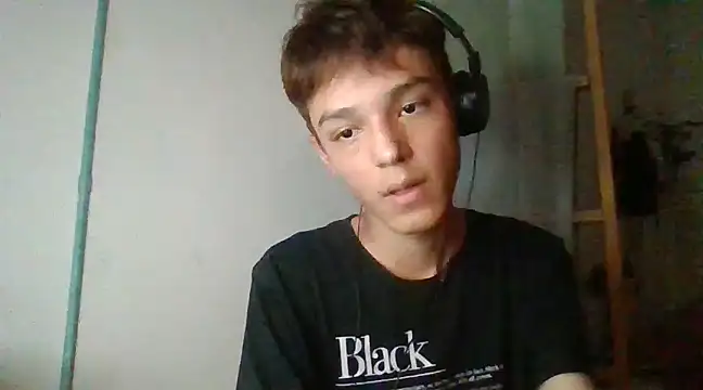 Snapshot of ChavoOT chatting on February 2025 08:46:01 AM ChavoOT online show from February 2025 08:46:01 AM