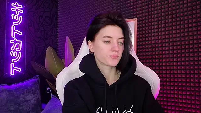 roxy riot  online show from March 2025 04:43:02 AM