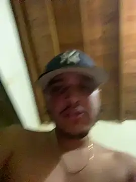 Snapshot of daniel6916 chatting on February 2025 11:55:02 PM daniel6916 online show from February 2025 11:55:02 PM