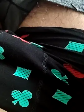 emremodel online show from April 2026 04:04:02 PM