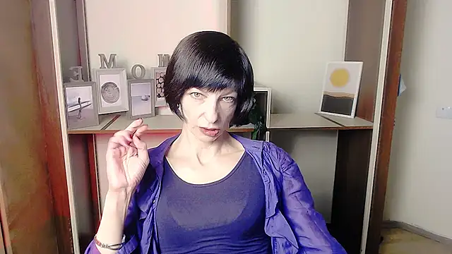  AngeliaFlow  online show from September 2025 06:28:02 AM