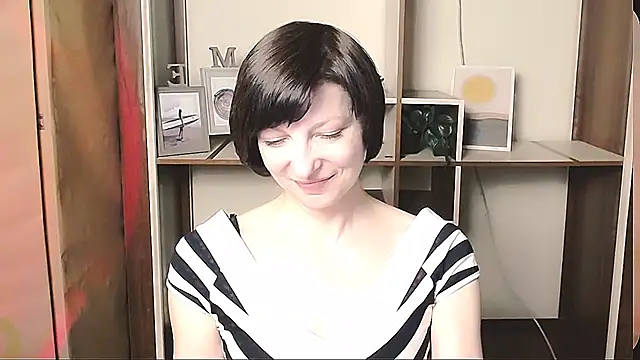 AngeliaFlow  online show from April 2026 08:53:01 AM