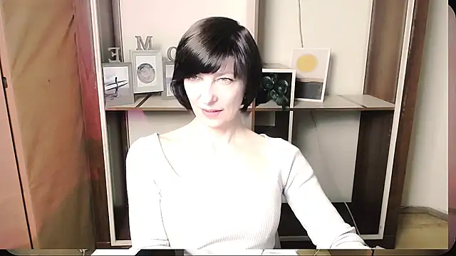  AngeliaFlow  online show from May 2026 09:05:02 AM