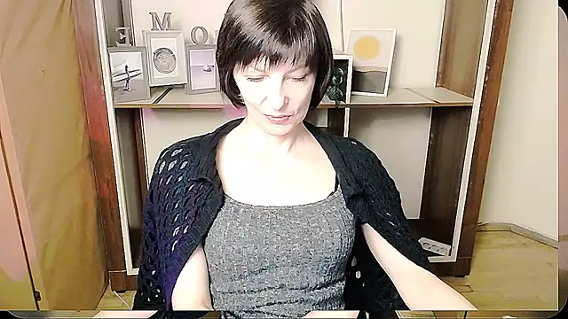  AngeliaFlow  online show from June 2026 07:53:02 AM