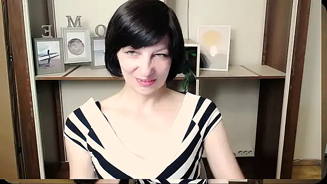  AngeliaFlow  online show from June 2026 07:53:02 AM