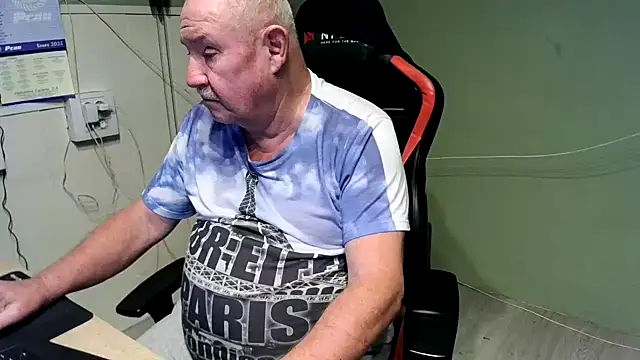 barenfan online show from February 2025 10:55:01 PM