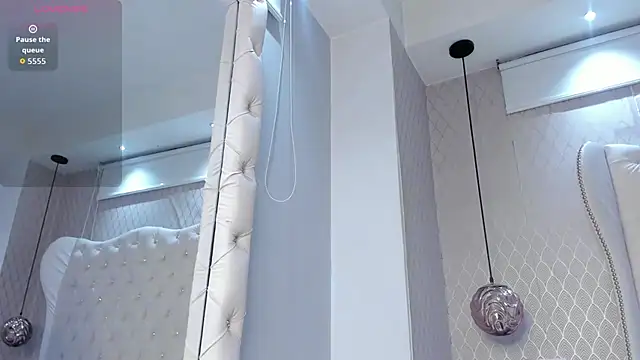 Snapshot of lolyyuno chatting on September 2025 02:33:02 AM lolyyuno online show from September 2025 02:33:02 AM