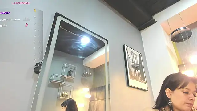 Snapshot of lolyyuno chatting on September 2025 03:11:01 AM lolyyuno online show from September 2025 03:11:01 AM