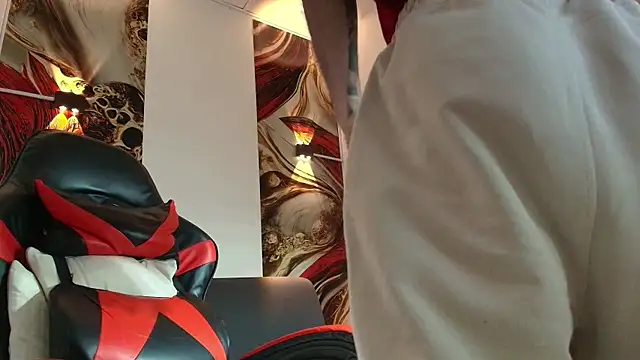 Luke davis01 online show from September 2025 01:23:02 PM