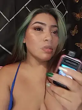 Sophia Brunett online show from May 2026 07:35:02 AM