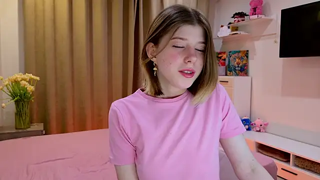 Snapshot of Bella_amory chatting on February 2026 10:00:02 PM Bella amory online show from February 2026 10:00:02 PM