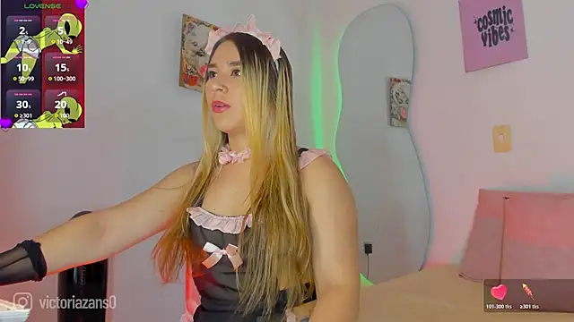 Vickyallien online show from May 2026 04:26:01 PM