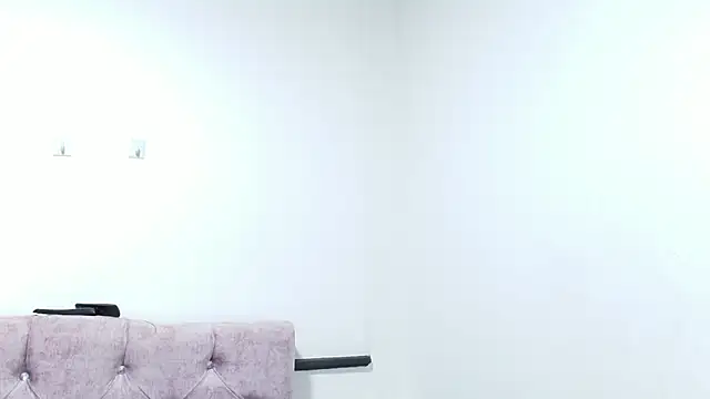 Skye Moore online show from October 2025 12:05:02 PM