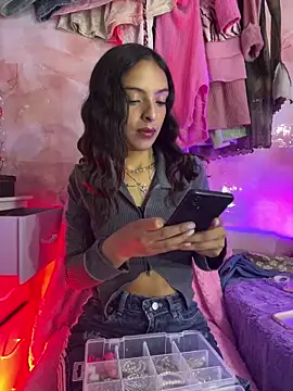 Snapshot of Skye_Moore chatting on May 2026 02:52:02 AM Skye Moore online show from May 2026 02:52:02 AM
