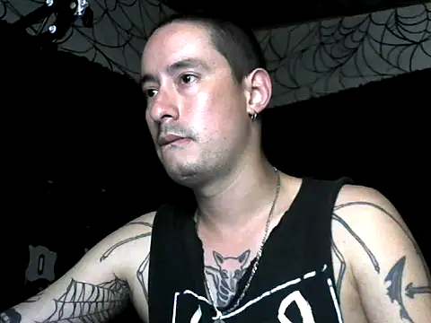 Snapshot of vampireathome chatting on December 2025 06:22:02 AM vampireathome online show from December 2025 06:22:02 AM