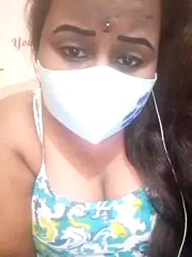 Snapshot of dolly_telugu01 chatting on April 2026 07:11:02 PM dolly telugu01 online show from April 2026 07:11:02 PM