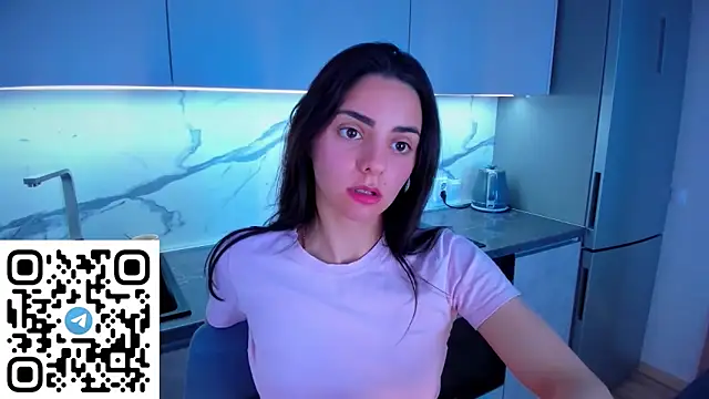 EmiliaZen online show from June 2026 10:54:02 AM