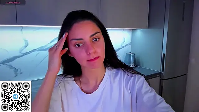 EmiliaZen online show from June 2026 10:36:01 PM