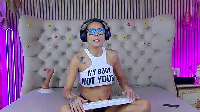 PlayfulShow online show from November 2025 08:39:02 AM