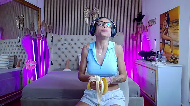 PlayfulShow online show from July 2026 09:44:01 AM