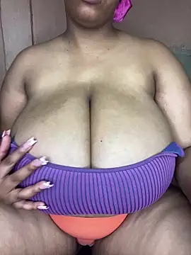 NonoGotBoobies online show from October 2025 04:40:02 PM