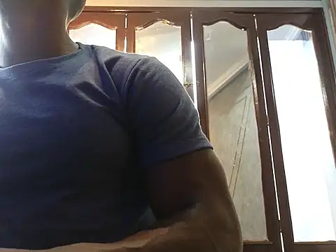 Snapshot of LiamRivers_ chatting on February 2026 06:36:01 PM LiamRivers online show from February 2026 06:36:01 PM