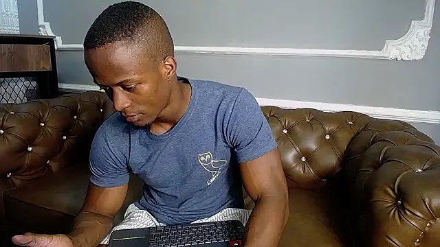 Snapshot of LiamRivers_ chatting on February 2026 04:58:02 PM LiamRivers online show from February 2026 04:58:02 PM