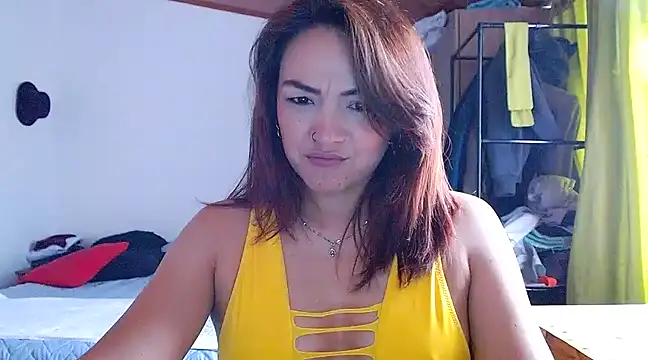 Snapshot of PenelopeMist chatting on February 2025 09:46:01 PM PenelopeMist online show from February 2025 09:46:01 PM