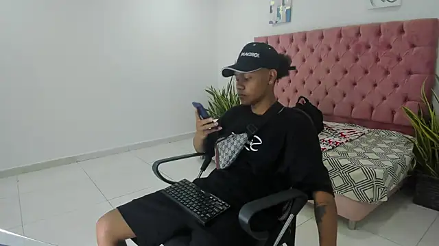 blackdirty420 online show from February 2025 05:20:02 PM