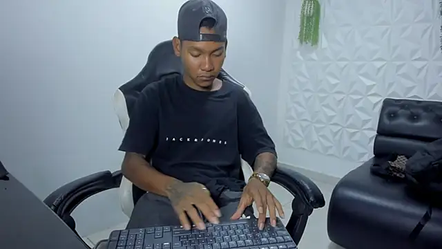 blackdirty420 online show from January 2026 06:54:01 PM