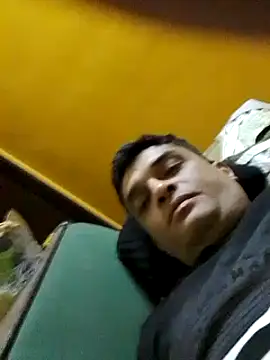 Snapshot of crazyfreaking chatting on February 2025 10:44:02 PM crazyfreaking online show from February 2025 10:44:02 PM