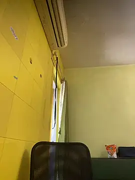 Snapshot of crazyfreaking chatting on February 2025 05:37:01 AM crazyfreaking online show from February 2025 05:37:01 AM