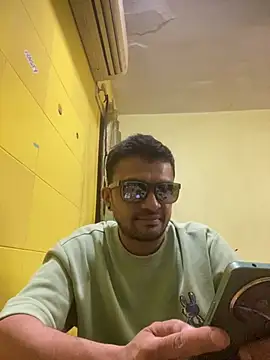 Snapshot of crazyfreaking chatting on February 2025 11:16:01 PM crazyfreaking online show from February 2025 11:16:01 PM