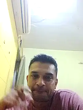 Snapshot of crazyfreaking chatting on February 2025 07:04:02 PM crazyfreaking online show from February 2025 07:04:02 PM