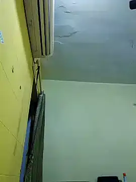 Snapshot of crazyfreaking chatting on March 2025 05:04:01 PM crazyfreaking online show from March 2025 05:04:01 PM