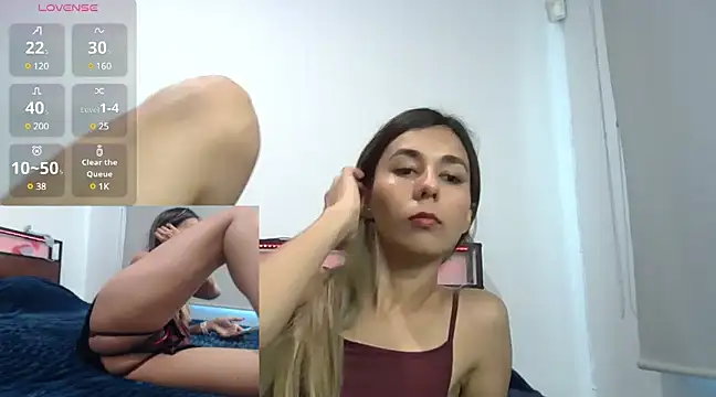 Snapshot of Alicee10 chatting on February 2025 06:32:02 PM Alicee10 online show from February 2025 06:32:02 PM