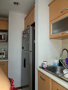 Snapshot of Alicee10 chatting on November 2025 06:40:01 PM Alicee10 online show from November 2025 06:40:01 PM