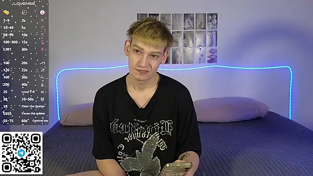 Snapshot of Julian_wins chatting on February 2026 01:57:02 AM Julian wins online show from February 2026 01:57:02 AM