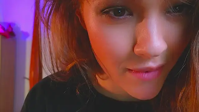 DemiDee online show from December 2024 02:39:02 PM