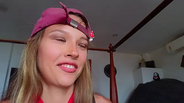 DemiDee online show from March 2025 09:35:02 AM