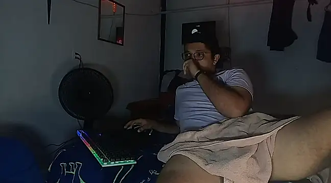 Snapshot of Diegovilla20 chatting on March 2025 05:28:02 AM Diegovilla20 online show from March 2025 05:28:02 AM