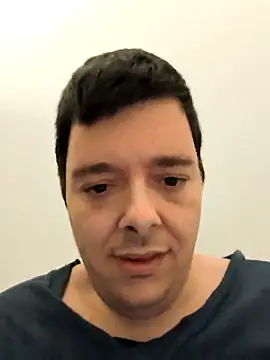 Snapshot of maksimovic chatting on February 2026 01:37:01 AM maksimovic online show from February 2026 01:37:01 AM