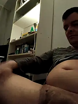 Snapshot of maksimovic chatting on March 2026 01:46:02 AM maksimovic online show from March 2026 01:46:02 AM