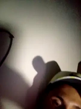 Snapshot of Colombiano2606 chatting on March 2026 07:54:02 AM Colombiano2606 online show from March 2026 07:54:02 AM